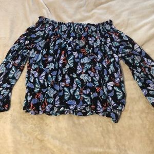 Cute, breathable shoulder less top